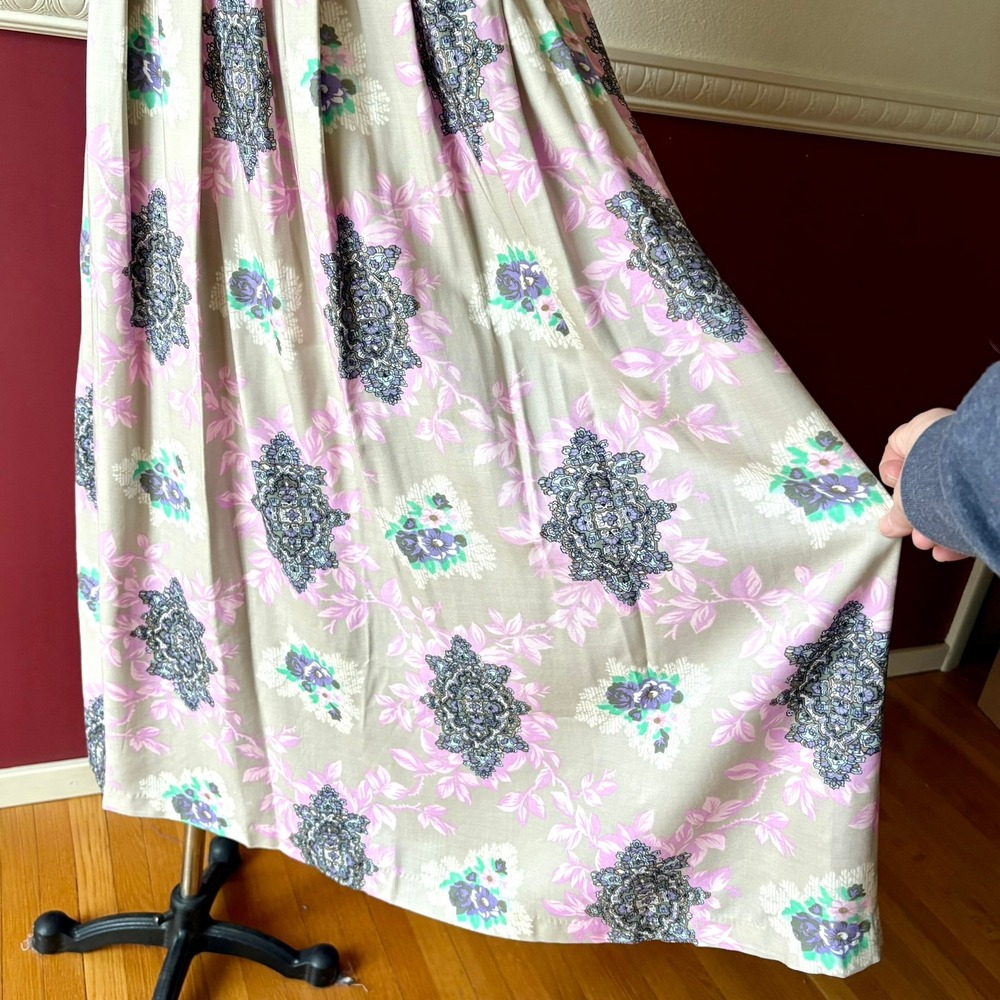 Vintage Worthington Floral Medallion Pleated Tan Maxi Skirt Boho Flowy Size S/M - Picture 7 of 8